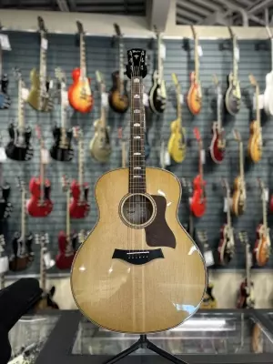 Taylor Guitars - 618E Orchestra Spruce/Maple