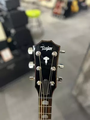 Taylor Guitars - 618E Orchestra Spruce/Maple 2