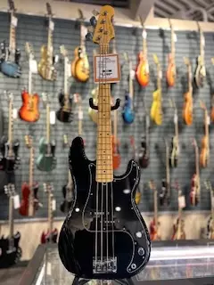 Fender Am Pro P-Bass Black