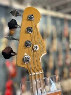 Fender Am Pro P-Bass Black 3