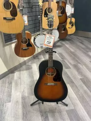 Epiphone - J-45 1942 Banner