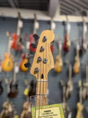 Fender - PBass in Buttercream 2