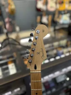 Fender -Limited Edition Player Strat 2