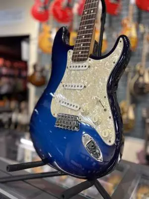 ORIGINAL 1996 BONNIE RAITT SIGNATURE STRAT 2