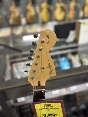 ORIGINAL 1996 BONNIE RAITT SIGNATURE STRAT 2