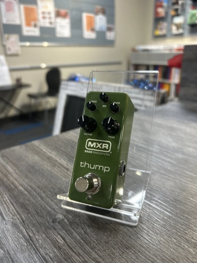 Store Special Product - MXR - Thump