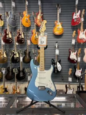 Fender Player Strat
