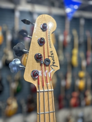 Fender American Elite P-Bass 2