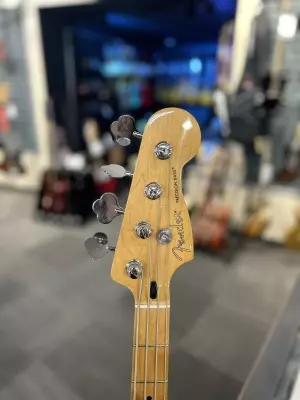 Fender - Player II P Bass in Black 2