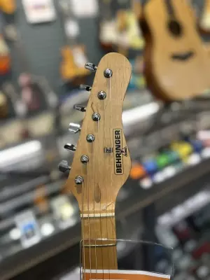 Behringer Stratocaster Copy 3