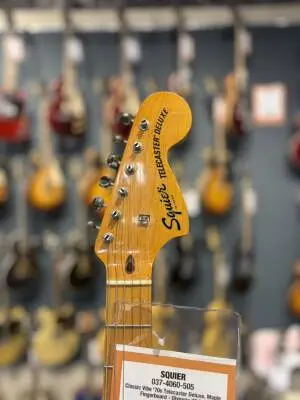 Squier - Classic Vibe 70s Tele Dlx with Upgraded Saddles 2