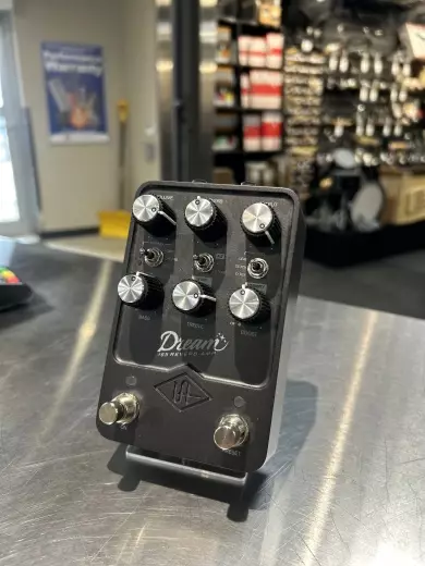 Universal Audio Dream 65' Reverb Amp Pedal