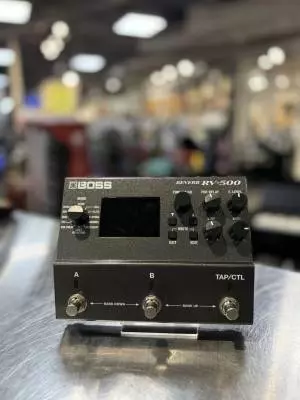 BOSS - RV-500 Reverb