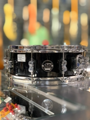 DW Performance 14x5.5 Snare - Ebony Stain