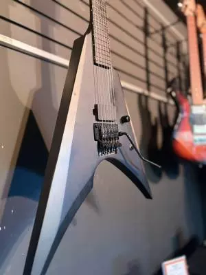 ESP Guitars - Rhoads Style V 2