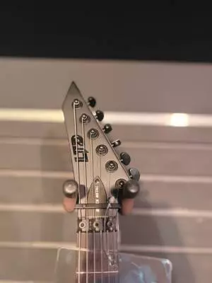 ESP Guitars - Rhoads Style V 2