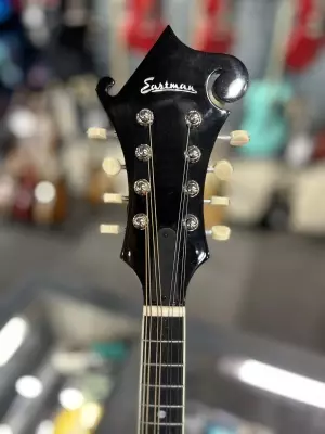 Eastman Guitars - F-Style Mandolin 2