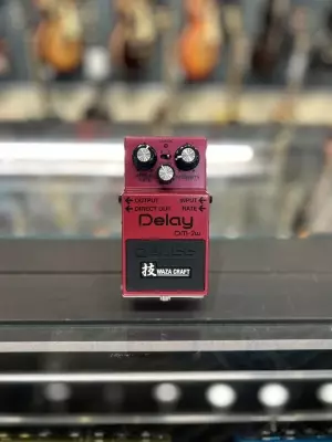 BOSS - Analog Delay Waza Craft