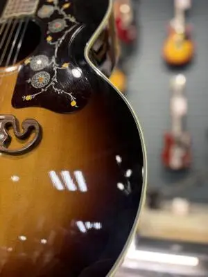 Gibson SJ-200 Original Vintage Sunburst 2