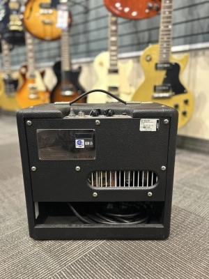 Fender Pro JR SE Black 2