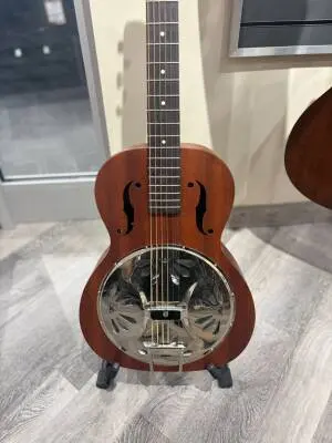 Gretsch Guitars - G9200 Boxcar Round Nk Resonator 2