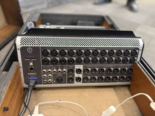 QSC - TOUCHMIX-30 Channel Digital Mixer 2