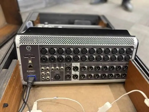 QSC - TOUCHMIX-30 Channel Digital Mixer 2