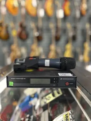 SENNHEISER RACKMOUNT TRUE DIVERSITY REVEIVER w/ MIC