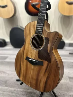 Taylor Guitars - 724CE V1 Grand Auditorium in Hawaiian Koa 2
