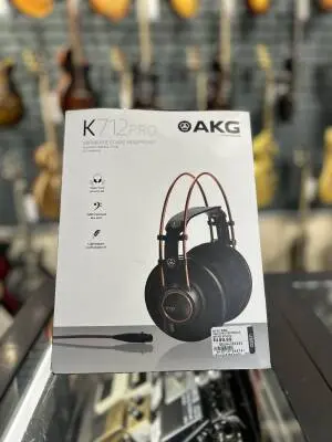 AKG - K712 PRO