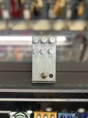 Walrus Audio - AGES PLATINUM