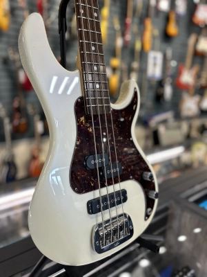 G&L USA SB-2 Cream 2
