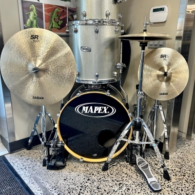 Mapex Pro-M 5-PC Kit w/HW & Cymbals 2