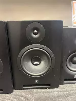 Yorkville Sound - YSM6-2 Studio Monitor