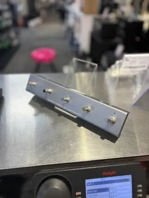 Darkglass - Midi Footswitch