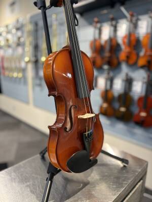 Hora Instruments - 4/4 Student Violin Outfit 2