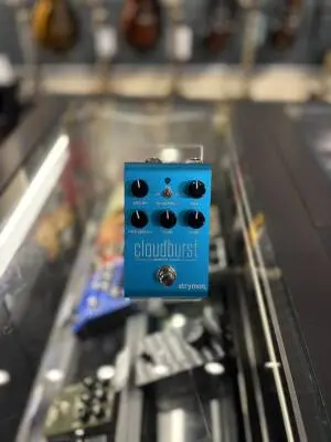 STRYMON CLOUDBURST FLEXIBLE REVERB PEDAL