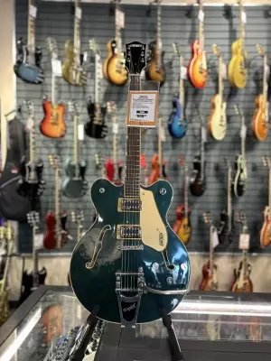 Gretsch Guitars EMTC G5622T Hollowbody