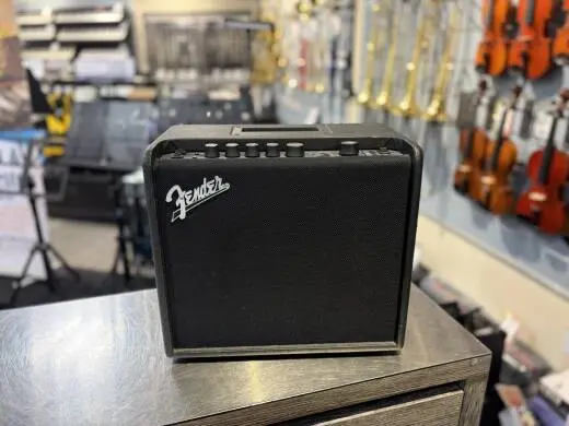 Fender - Mustang LT25