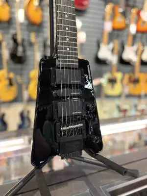Steinberger Headless Guitar 2