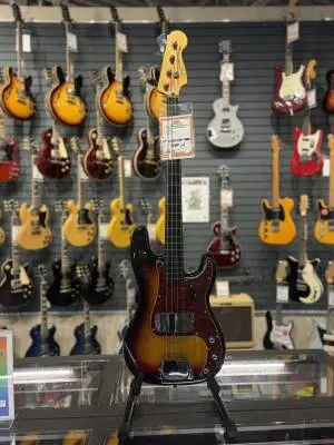 Squier - Fretless P-Bass