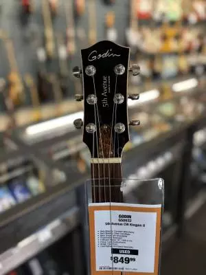 Godin Guitars 5th Avenue CW Kingpin II with Humbuckers 2