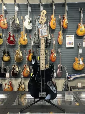 Squier - Affinity Jazz Bass in Black