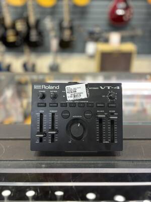Roland VT-4 Voice Transformer | Long & McQuade