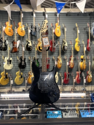 Squier FSR Bullet Stratocaster