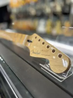 Fender Sub-Sonic Bari Strat Neck 2