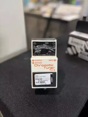 BOSS - Chromatic Tuner