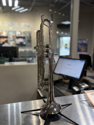 Store Special Product - Bach - 180S-37 Strad Bb Trumpet