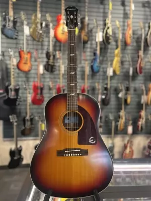 Epiphone Masterbuilt Texan - Faded Cherry