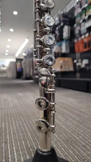 Yamaha Student Flute - YFL221 2